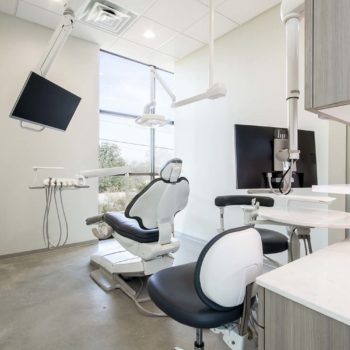 Pure Prosthodontics Treatment Room
